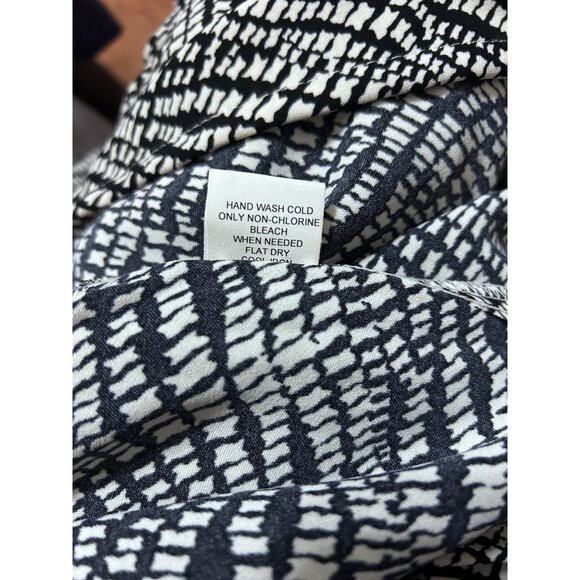 Pacific Beach 3X Black & Ivory Coverup Dress Lace-Up Front Geometric Pattern - Picture 7 of 9